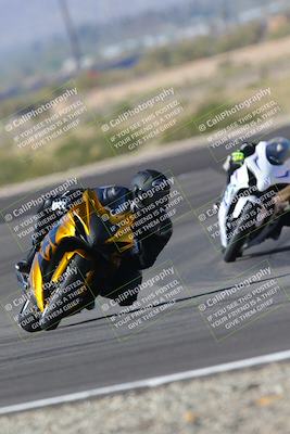 media/Nov-06-2022-SoCal Trackdays (Sun) [[208d2ccc26]]/Turn 11 (10am)/